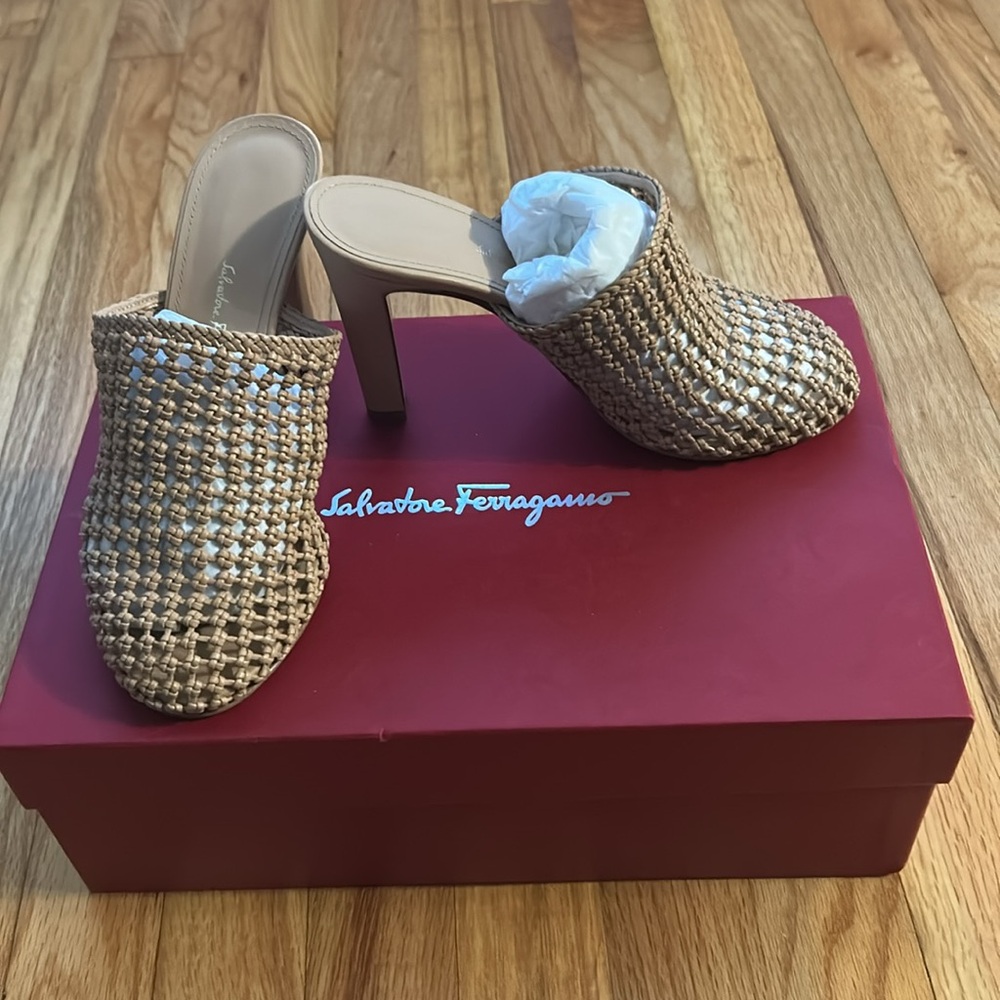 Women's Tan Woven Mules